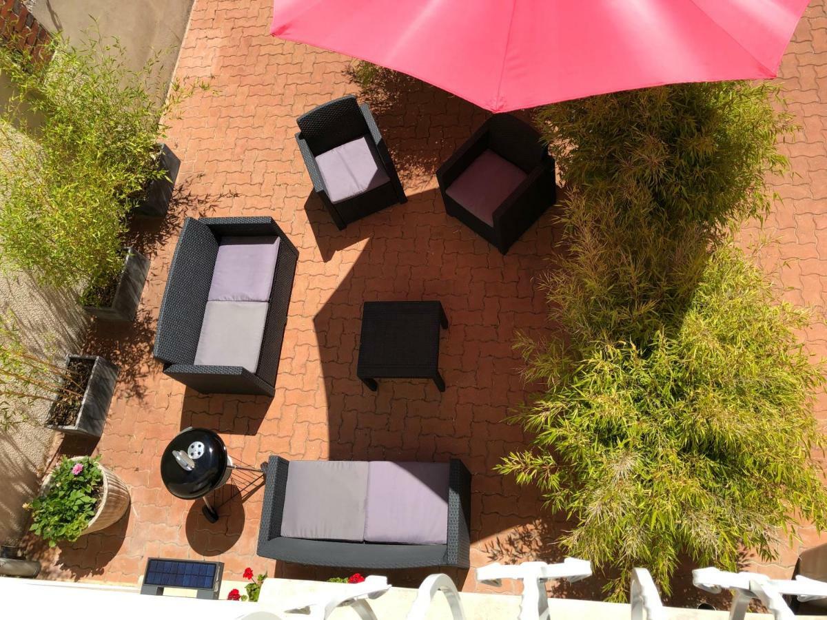 Gite Celeste Pour 6 Personnes Mardeuil Exterior photo